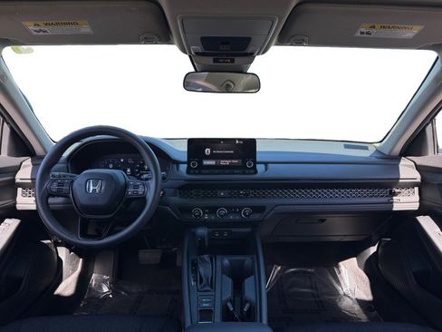 Used 2023 Honda Accord LX image 10