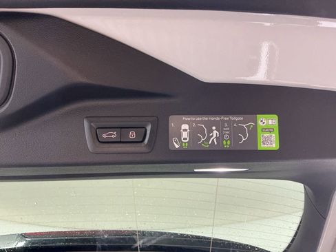 New 2026 BMW X5 M60i w/ Executive Package image 29