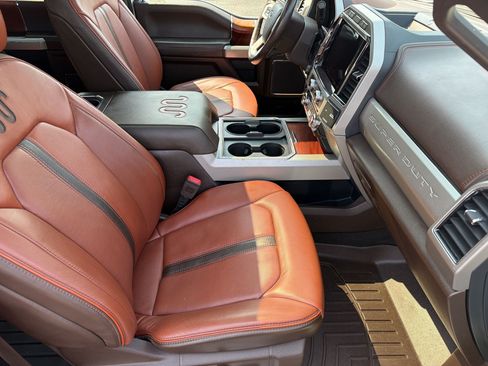 Used 2022 Ford F450 King Ranch w/ King Ranch Ultimate Package AWD/4WD image 25