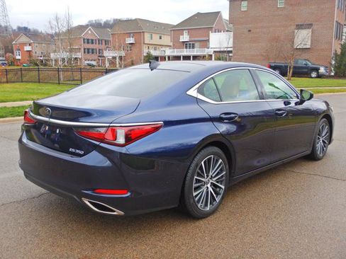 Used 2023 Lexus ES 350 w/ Premium Package image 4