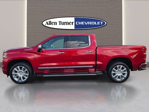 Used 2024 Chevrolet Silverado 1500 High Country w/ High Country Premium Package AWD/4WD image 10