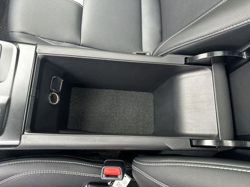 New 2026 Toyota Camry SE AWD/4WD image 38