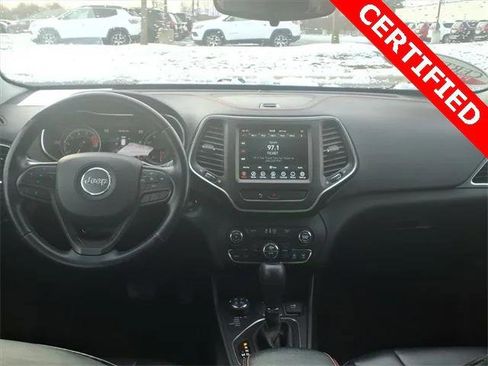 Certified 2020 Jeep Cherokee Trailhawk w/ Cold Weather Group image 10