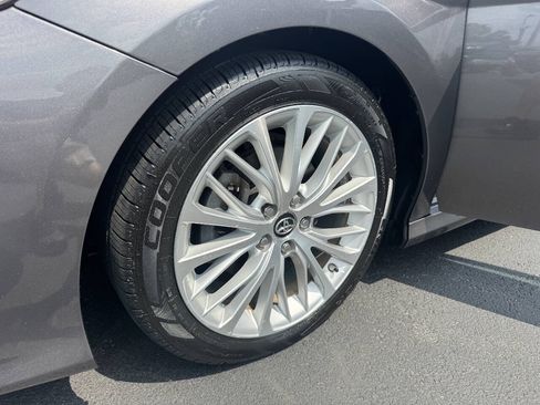 Used 2018 Toyota Camry XLE w/ Audio Package FWD image 20