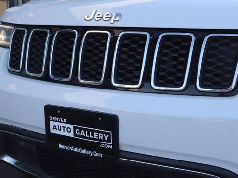 Used 2019 Jeep Grand Cherokee Limited w/ Luxury Group II AWD/4WD image 26