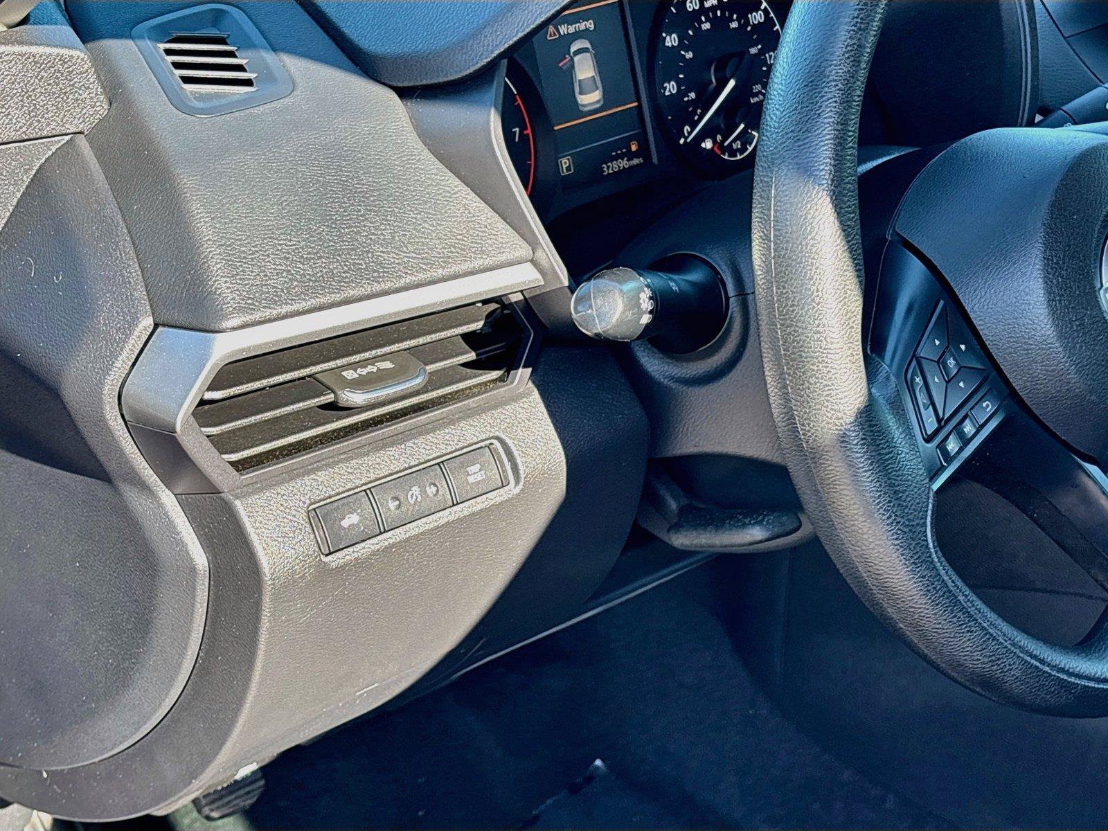 Used 2024 Nissan Altima 2.5 S FWD image 10