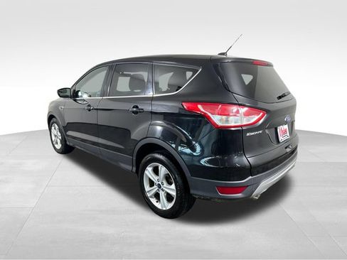 Used 2015 Ford Escape SE FWD image 4