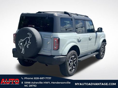 Used 2022 Ford Bronco Outer Banks AWD/4WD image 3