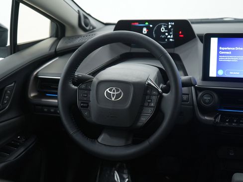 Used 2025 Toyota Prius Limited image 13