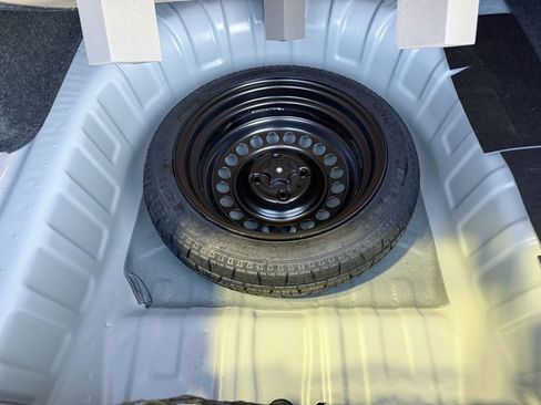 New 2025 Nissan Versa SV w/ Trunk Package image 24