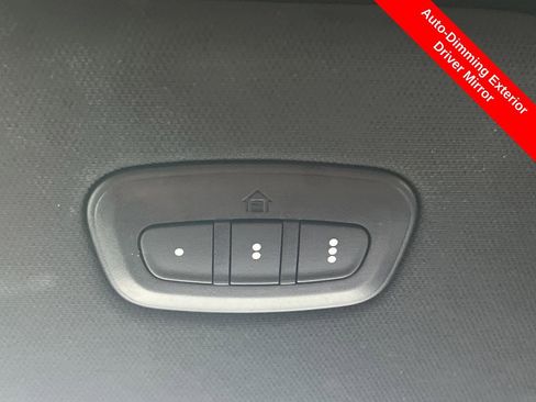 Used 2023 RAM 1500 Limited image 19