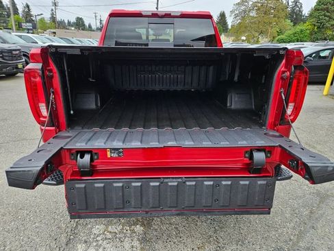 Used 2024 GMC Sierra 1500 Denali AWD/4WD image 12