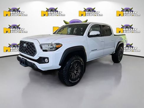 Used 2020 Toyota Tacoma TRD Sport AWD/4WD image 1