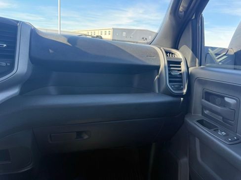 Used 2024 RAM 3500 Tradesman w/ Chrome Appearance Group image 20