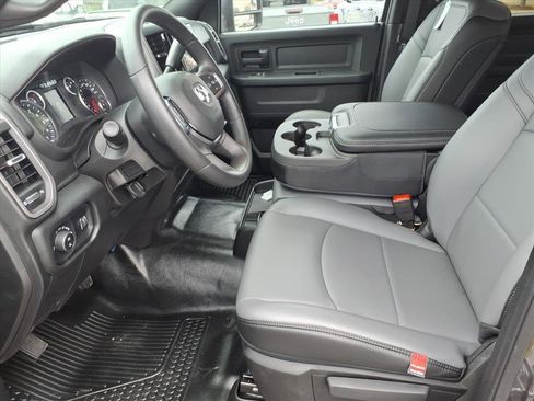 New 2026 RAM 2500 Tradesman w/ Chrome Appearance Group image 3