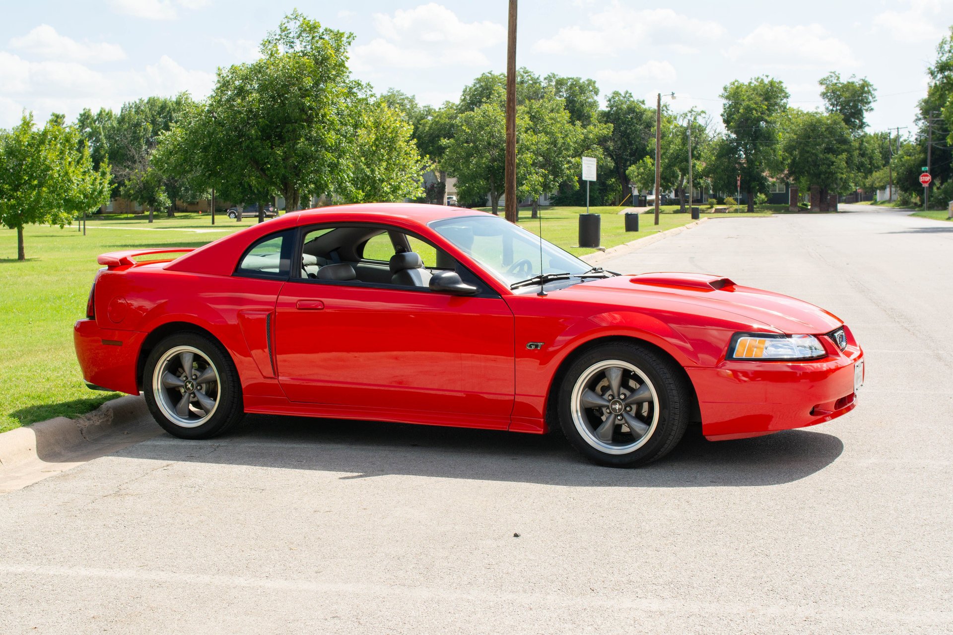 Used 2001 Ford Mustang GT RWD image 15