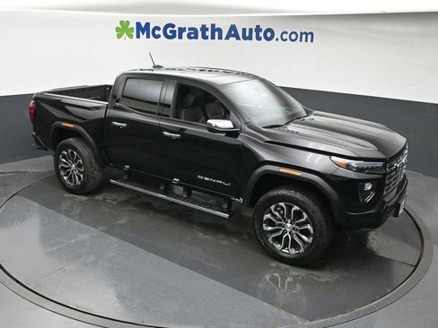 New 2026 GMC Canyon Denali image 3