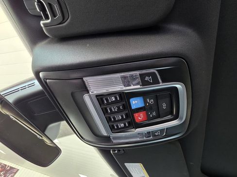 New 2026 RAM 1500 Laramie AWD/4WD image 29