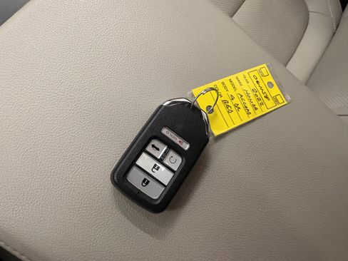 Used 2022 Honda Accord EX-L image 30