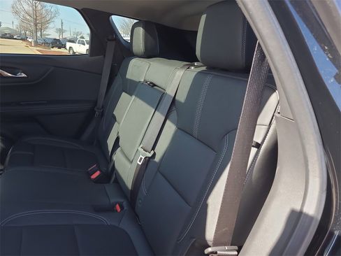 Used 2023 Chevrolet Blazer LT image 10