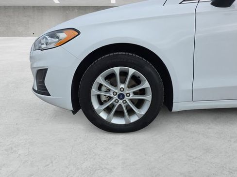 Used 2020 Ford Fusion SE image 23