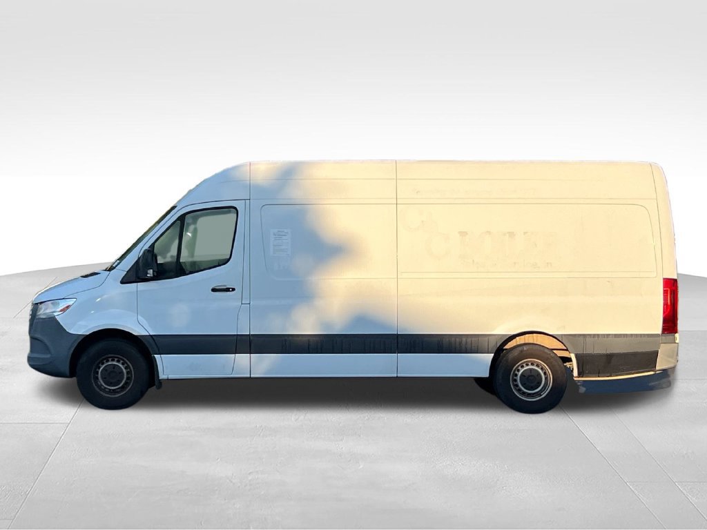 Used 2021 Mercedes-Benz Sprinter 2500 image 8