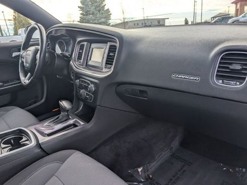 Used 2015 Dodge Charger SE w/ Power Sunroof Group image 22