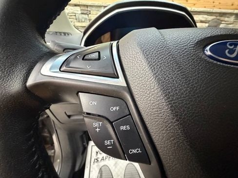 Used 2017 Ford Edge SEL w/ Equipment Group 201A AWD/4WD image 26