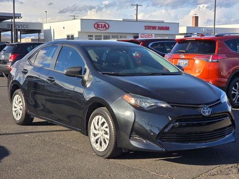 Used 2019 Toyota Corolla LE image 7