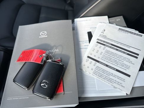 Used 2025 MAZDA CX-5 AWD 2.5 S w/ Select Package image 14