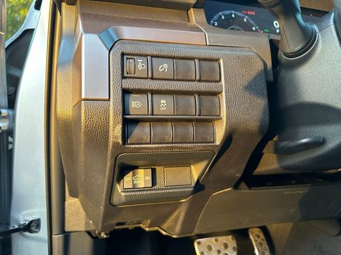 Certified 2024 Toyota Tacoma TRD Sport image 17