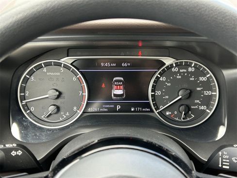 Certified 2023 Nissan Rogue SV image 28