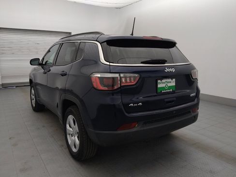 Used 2018 Jeep Compass Latitude w/ Cold Weather Group AWD/4WD image 5