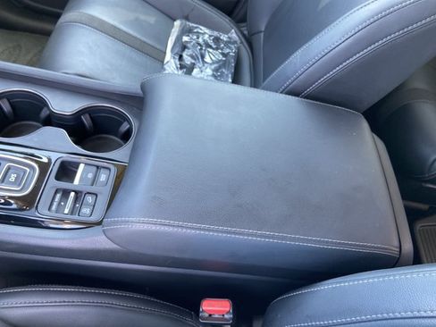 Used 2024 Honda Pilot EX-L image 45