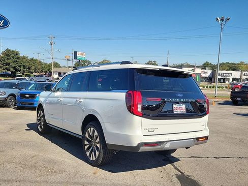 New 2025 Ford Expedition Max Platinum w/ Driver's Package AWD/4WD image 4