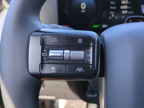 New 2026 Hyundai Ioniq 9 SEL image 25