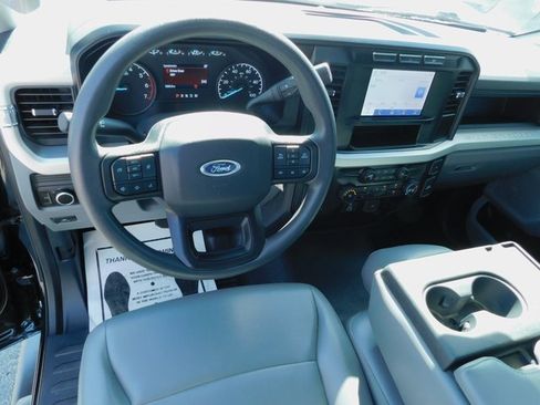 Used 2023 Ford F250 XL image 13