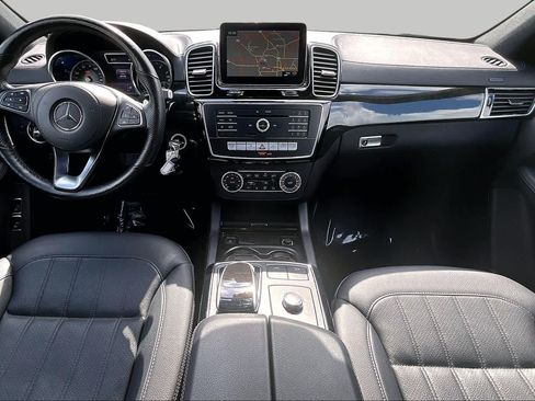 Used 2019 Mercedes-Benz GLS 450 4MATIC image 16