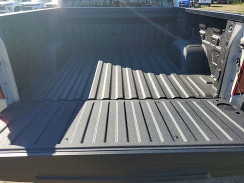 New 2026 Chevrolet Silverado 1500 Custom Trail Boss w/ LPO, Dark Essentials Package image 9