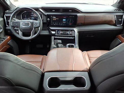 Used 2023 GMC Sierra 1500 Denali Ultimate image 8