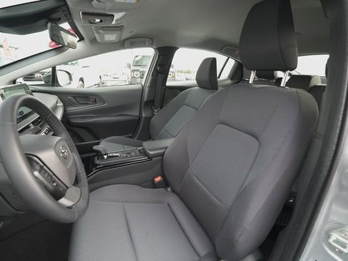 Certified 2025 Toyota Prius LE image 12