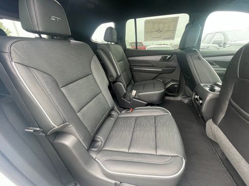 New 2026 Buick Enclave Sport Touring w/ Power Package FWD image 27