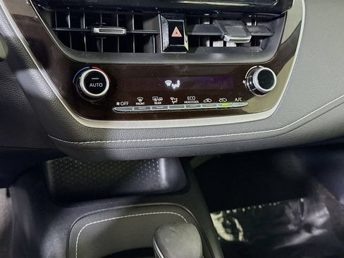 Used 2019 Toyota Corolla SE FWD image 7