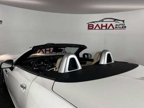 Used 2019 Mercedes-Benz SLC 300 w/ Premium Package image 20