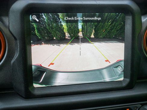 Used 2023 Jeep Gladiator Mojave w/ Trailer Tow Package image 23