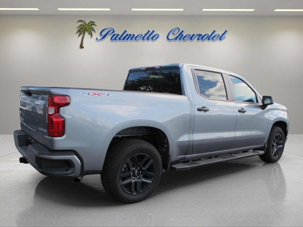Used 2026 Chevrolet Silverado 1500 Custom AWD/4WD image 3