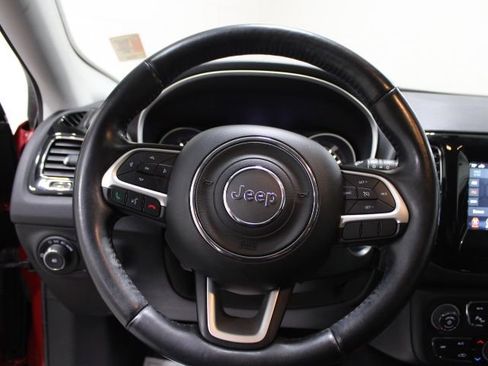 Used 2019 Jeep Compass Altitude image 37