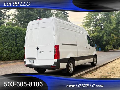 Used 2019 Mercedes-Benz Sprinter 144 w/ Premium Plus Package image 10