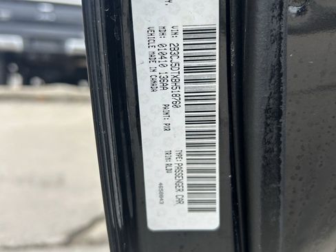 Used 2011 Dodge Challenger R/T image 11