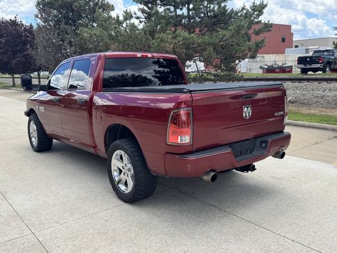 Used 2014 RAM 1500 Express AWD/4WD image 4